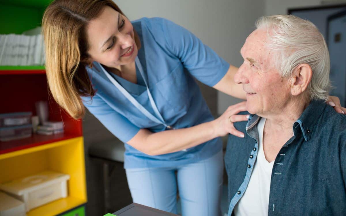 Balancing Independence and Asking for Help in Retirement